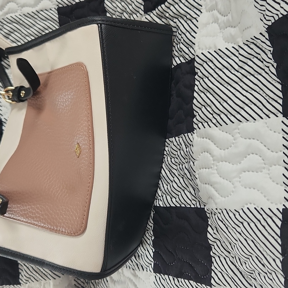 Purse - Picture 2 of 4